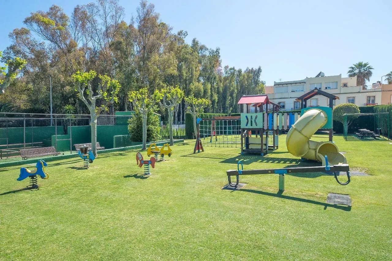 Apartment Alcazaba Beach, Beach Front Complex In Estepona